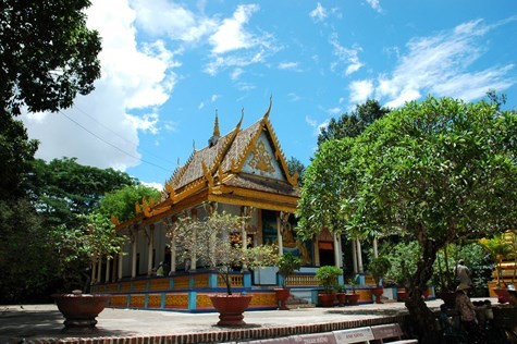 Chùa Dơi, ngôi chùa theo dòng Phật giáo Nam tông Khmer - ảnh 1